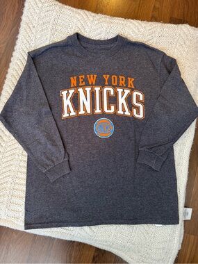 New York Knicks Kids Gray 3/4 Sleeve Tee with Orange & White Logo